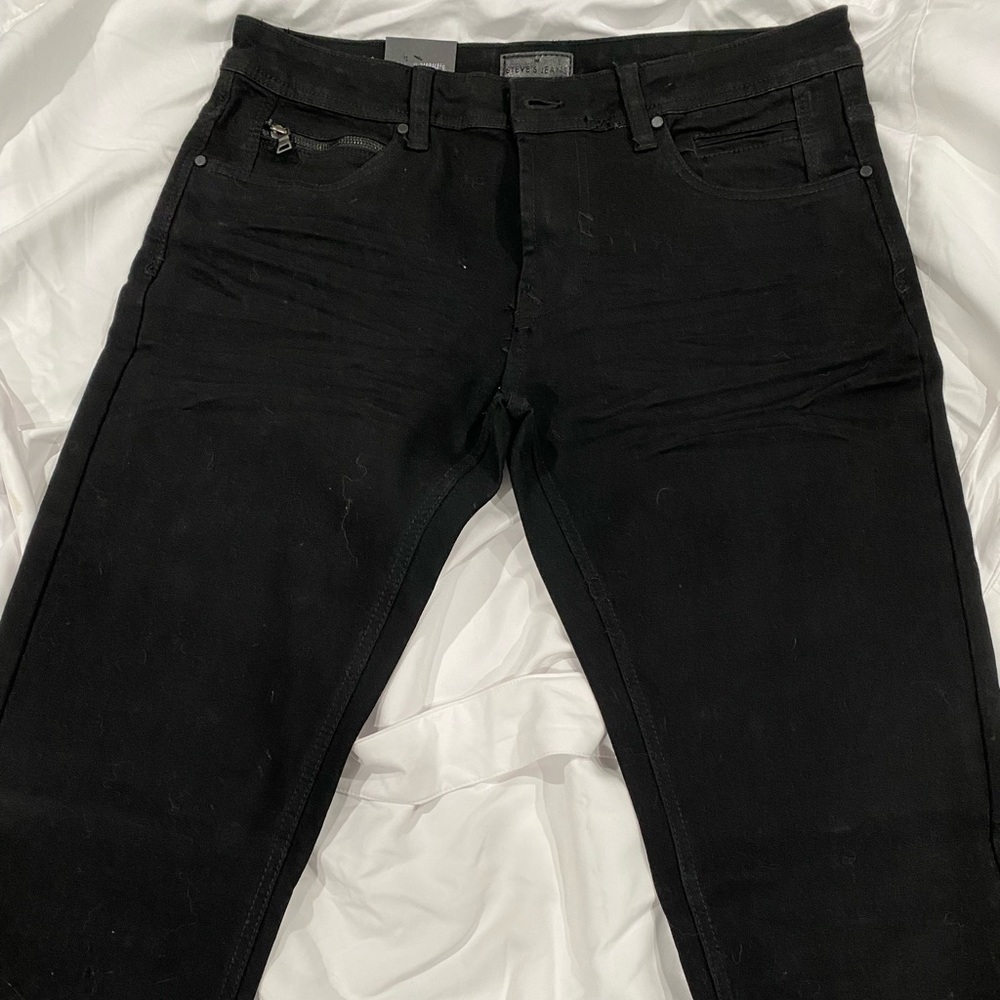Brand-new 32 x 32 Steve’s jeans black with zippers